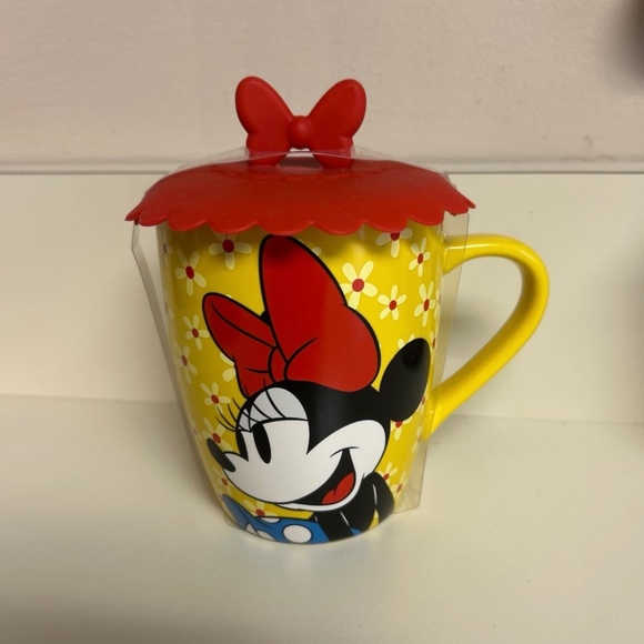 Minnie Mouse Mug - Picture 1 of 3